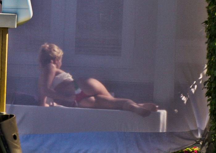 Shakira desnuda en fotos xxx